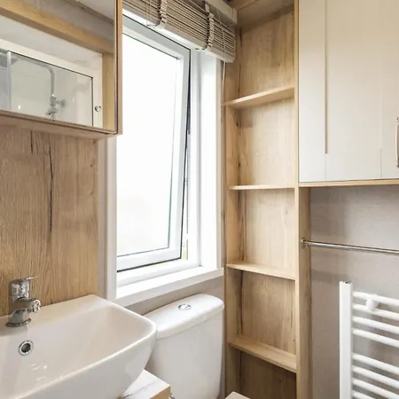 Host & - Fieldview Lodge, Ashdown Retreat Шале