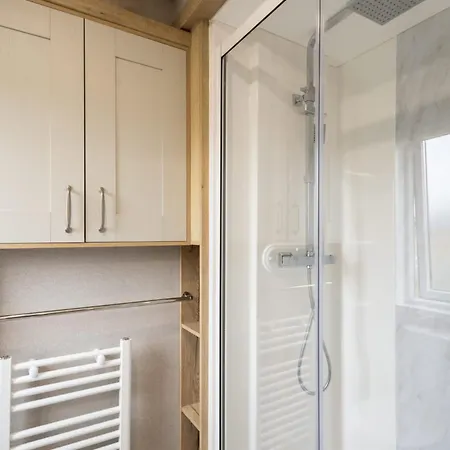 Host & - Fieldview Lodge, Ashdown Retreat 木屋 *